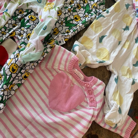 17 long sleeve/long pants ( some footed) baby GIRL one pieces💗👶🏻💗3 NWT - Picture 4 of 12